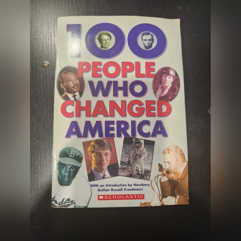 Scholastic 100 People Who Changed America Book - Multicolor
